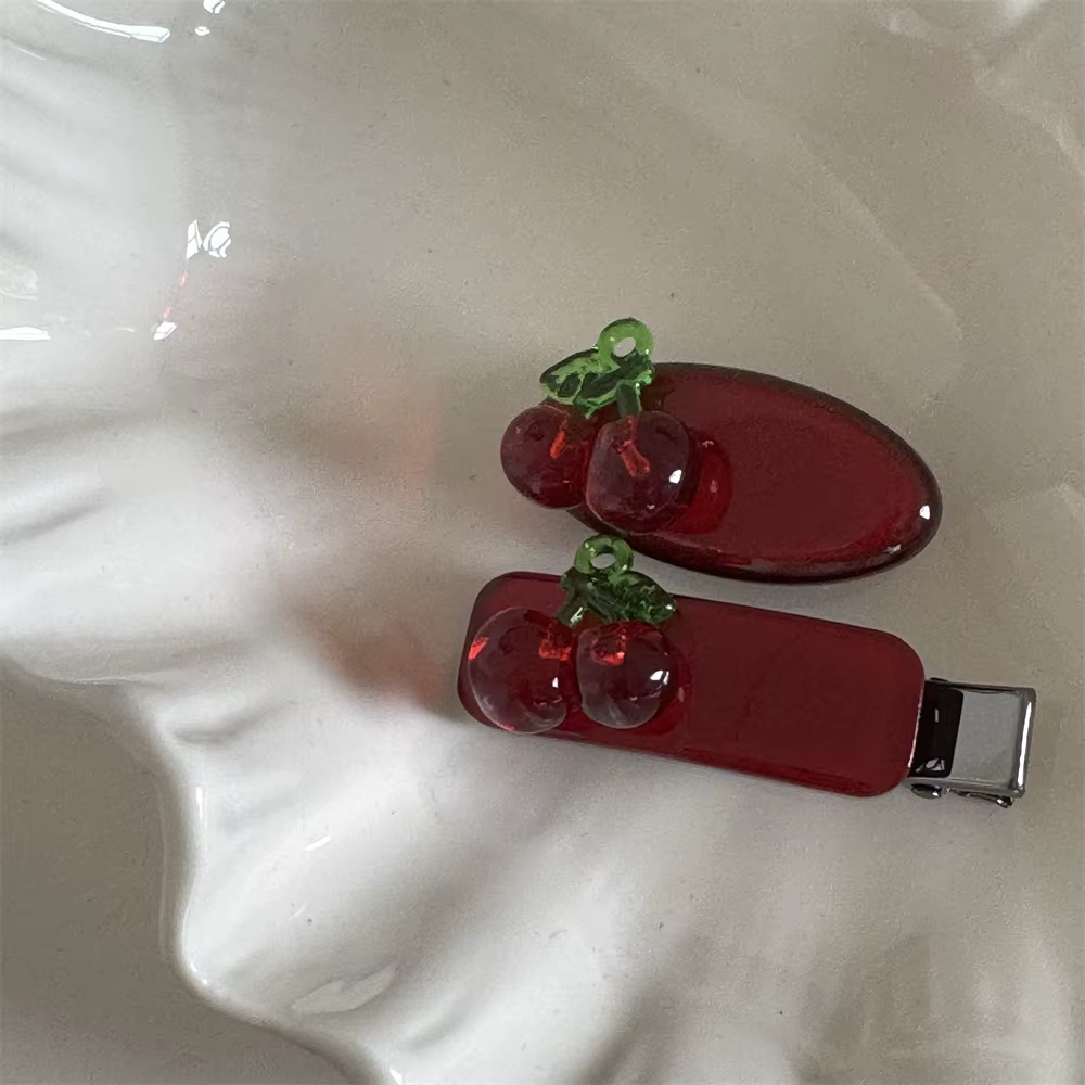Belles pinces à cheveux cerise rouge pour femme