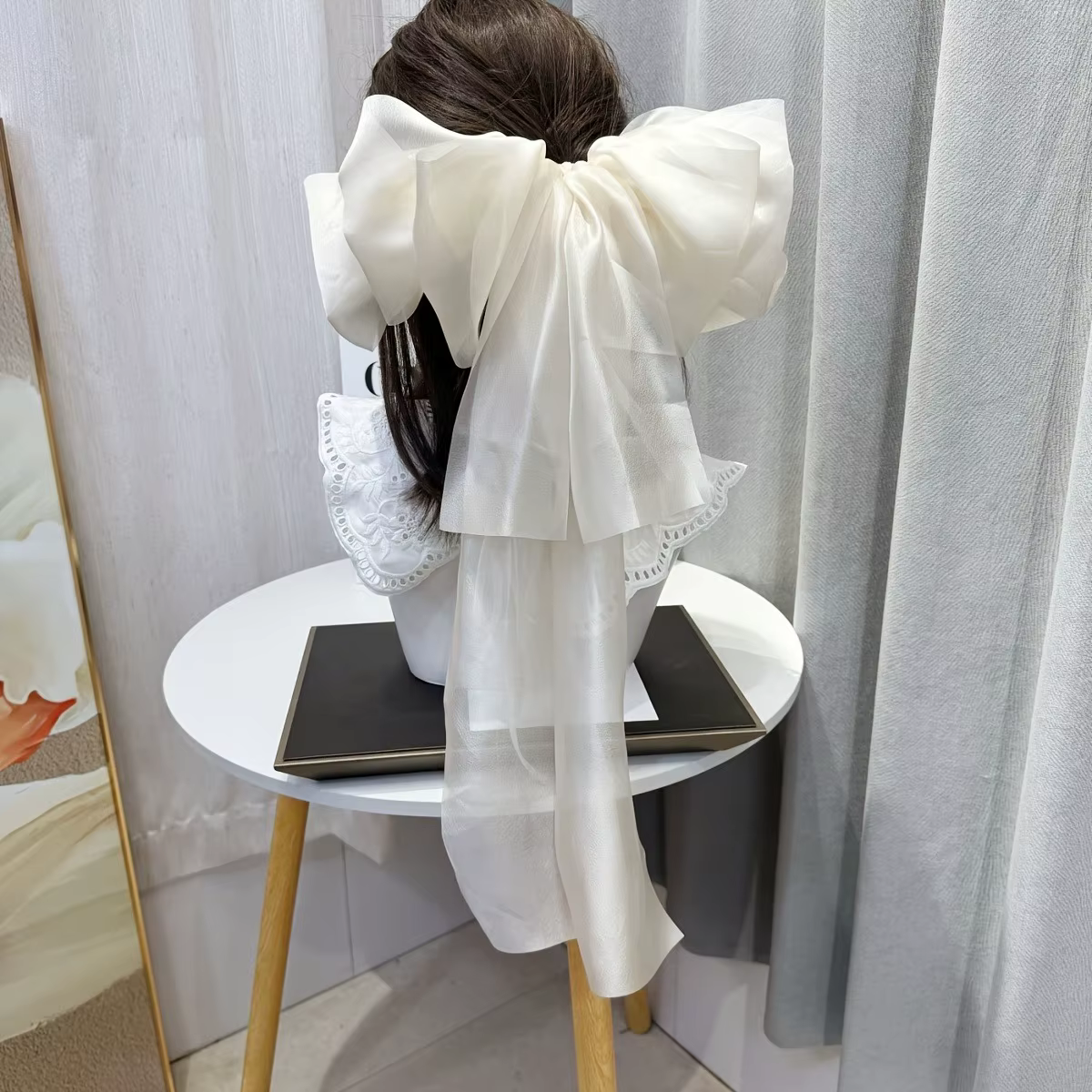 Pince à cheveux à gros nœud
