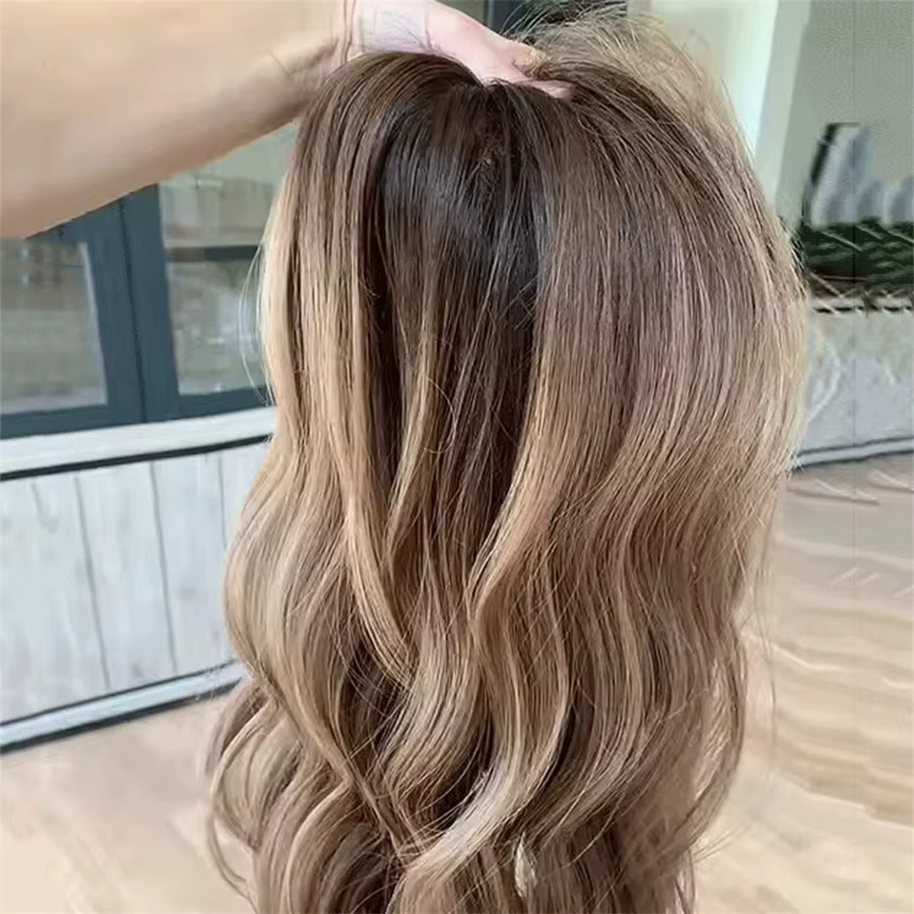 Perruque Lace Front Synthétique Transparente 13x4 Marron Foncé avec Mèches Blondes