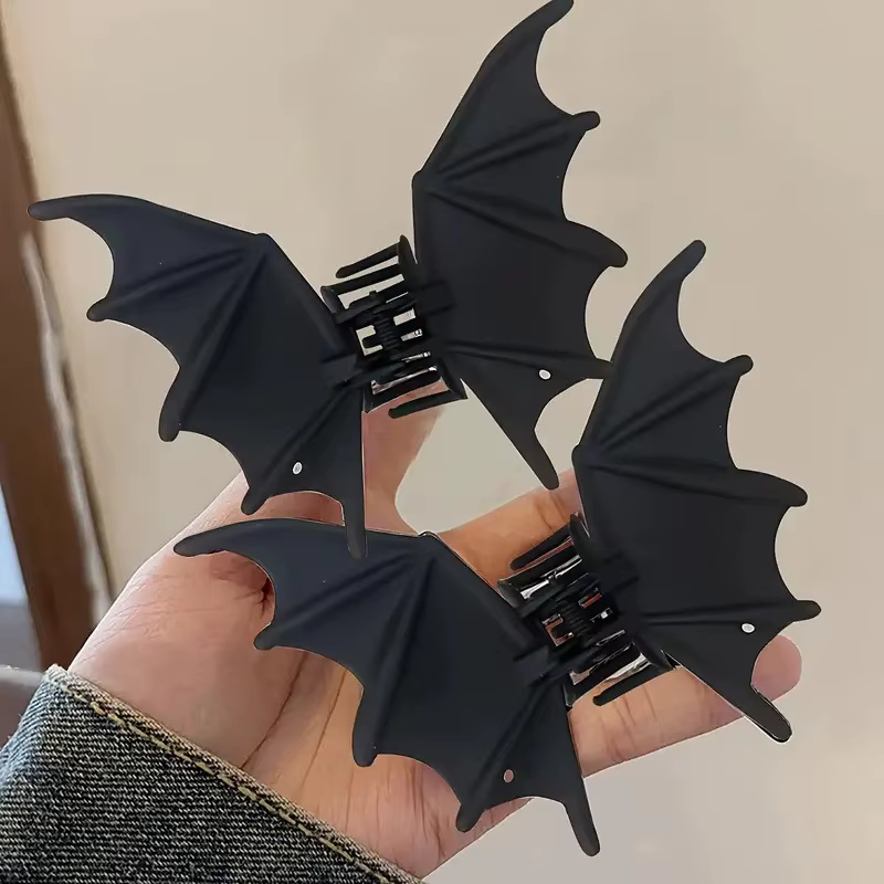 Pince à cheveux chauve-souris noire mate