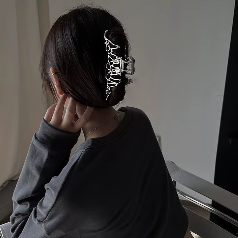 Grande pince à cheveux en métal pour femmes