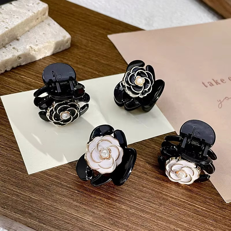 Mini pinces à cheveux camélia noir pour femmes et filles