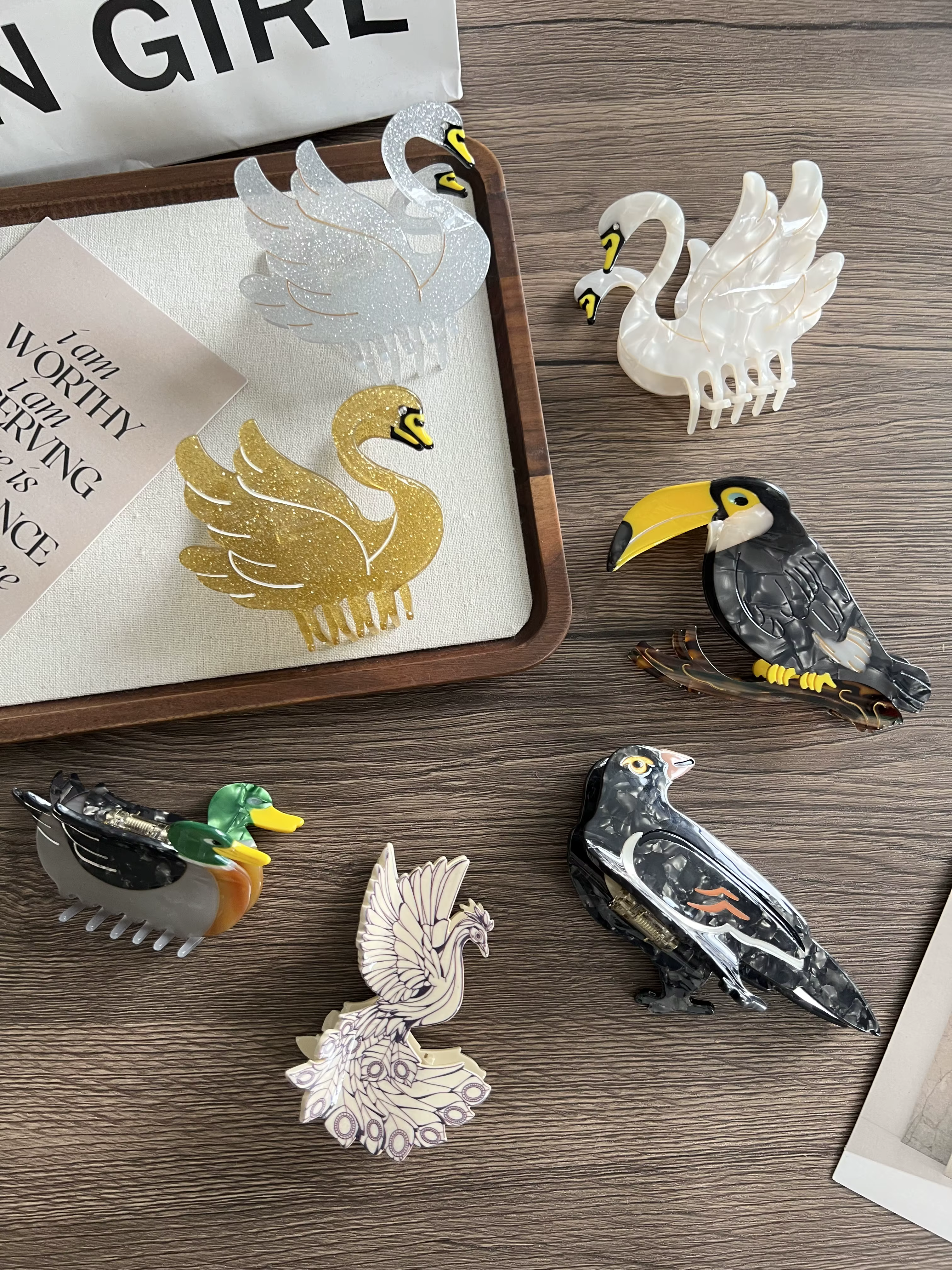 Pinces à cheveux à griffes d'oiseau. Style familial d'été unique et décontracté. Acétate