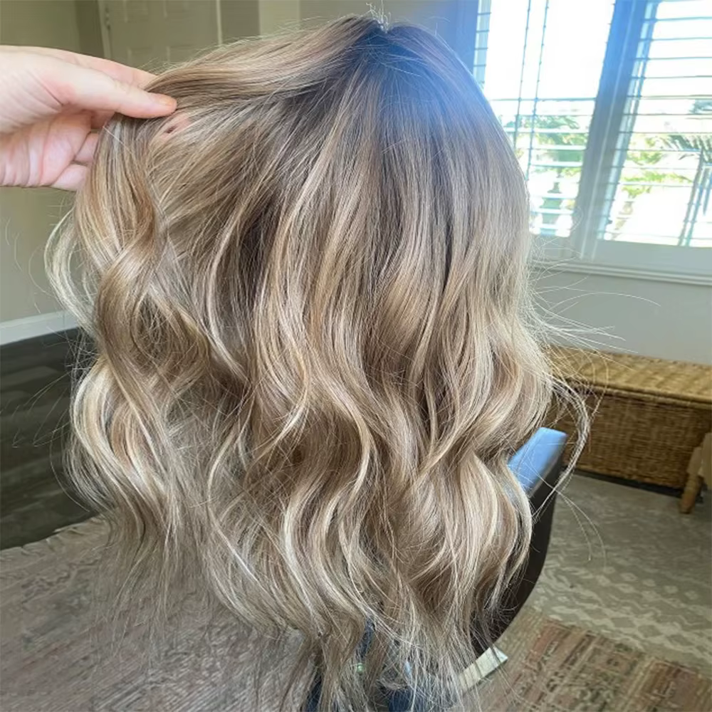 Perruque en cheveux humains avec mèches blond cendré et brun, perruque frontale en dentelle 13x4, cheveux humains ondulés effet eau, perruques pour femmes, perruque douce pré-épilée