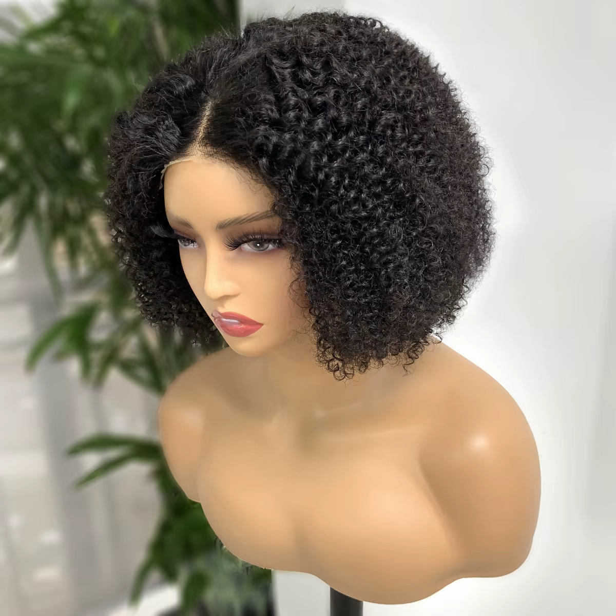 Crépus bouclés Bob perruque cheveux humains 180% densité 4x4 dentelle avant perruques